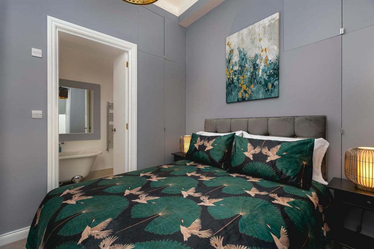 Marine Parade Sea View 2-Bedroom Apartment Brighton Ngoại thất bức ảnh